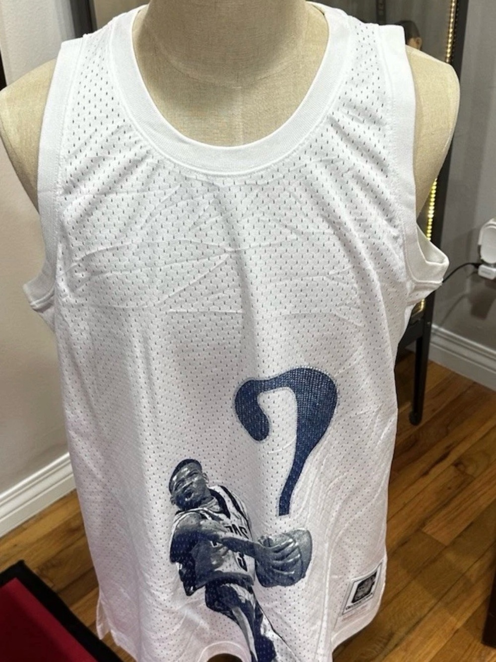 Mitchell & Ness Allen Iverson Georgetown The Answer Basketball Jersey Men XL